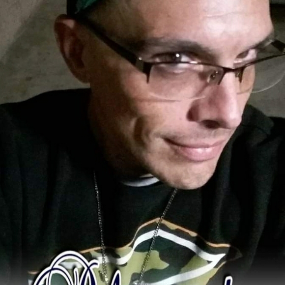 Meet your Posher, Christopher - Picture 3 of 7